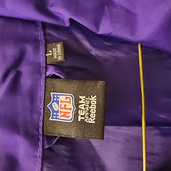 Vintage Vikings Jacket - Picture 3 of 7